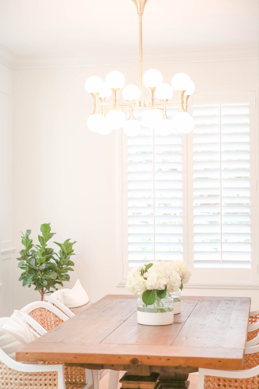 Hudson Valley Lighting Astoria Chandelier — Aged Brass