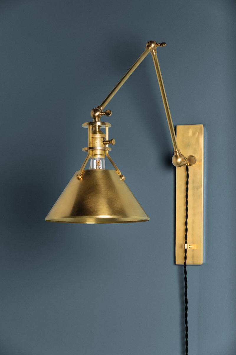 Hudson Valley Lighting METAL NO. 2 Plug-in Sconce — Aged Brass