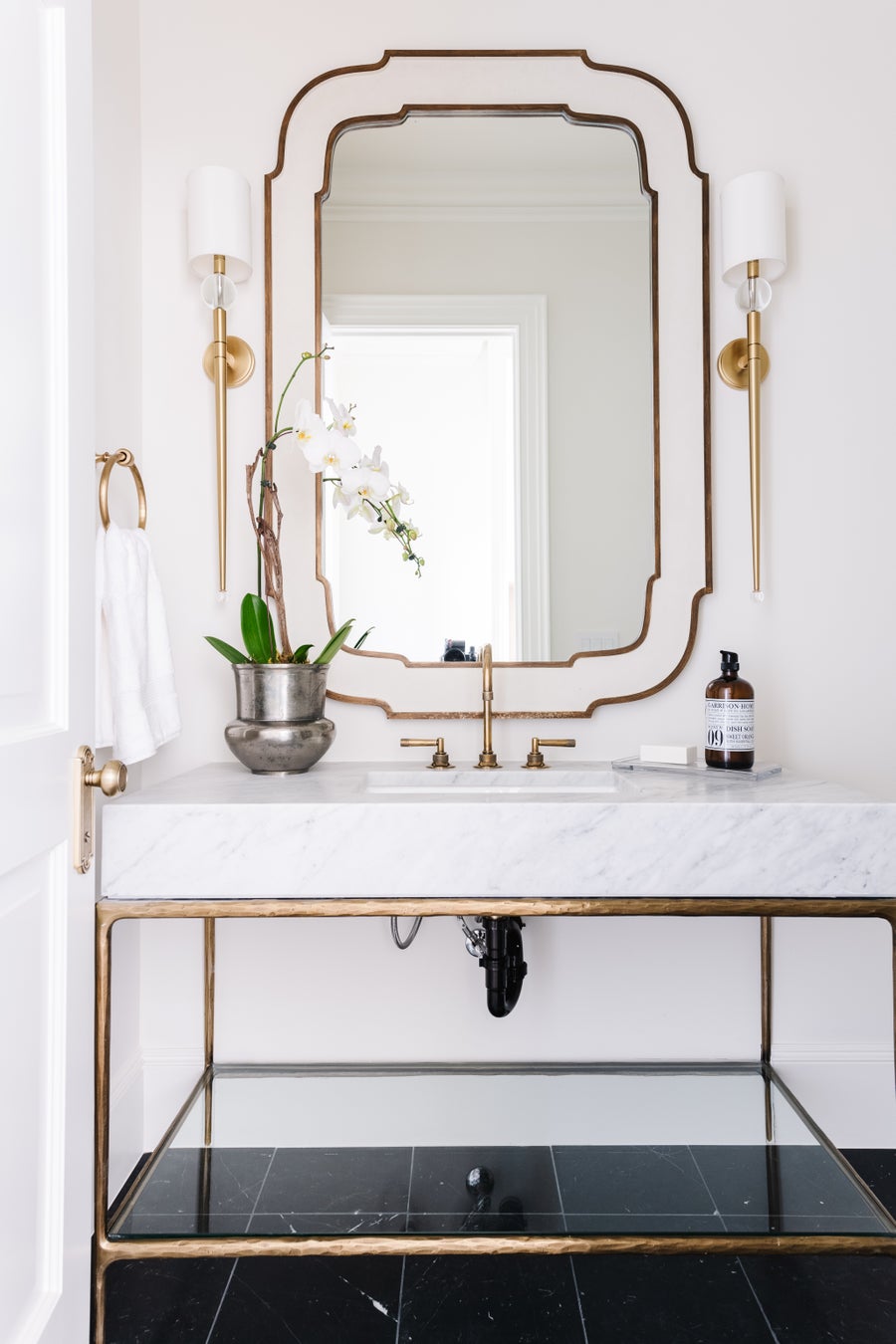 Hudson Valley Lighting Rockland Wall Sconce — Aged Brass