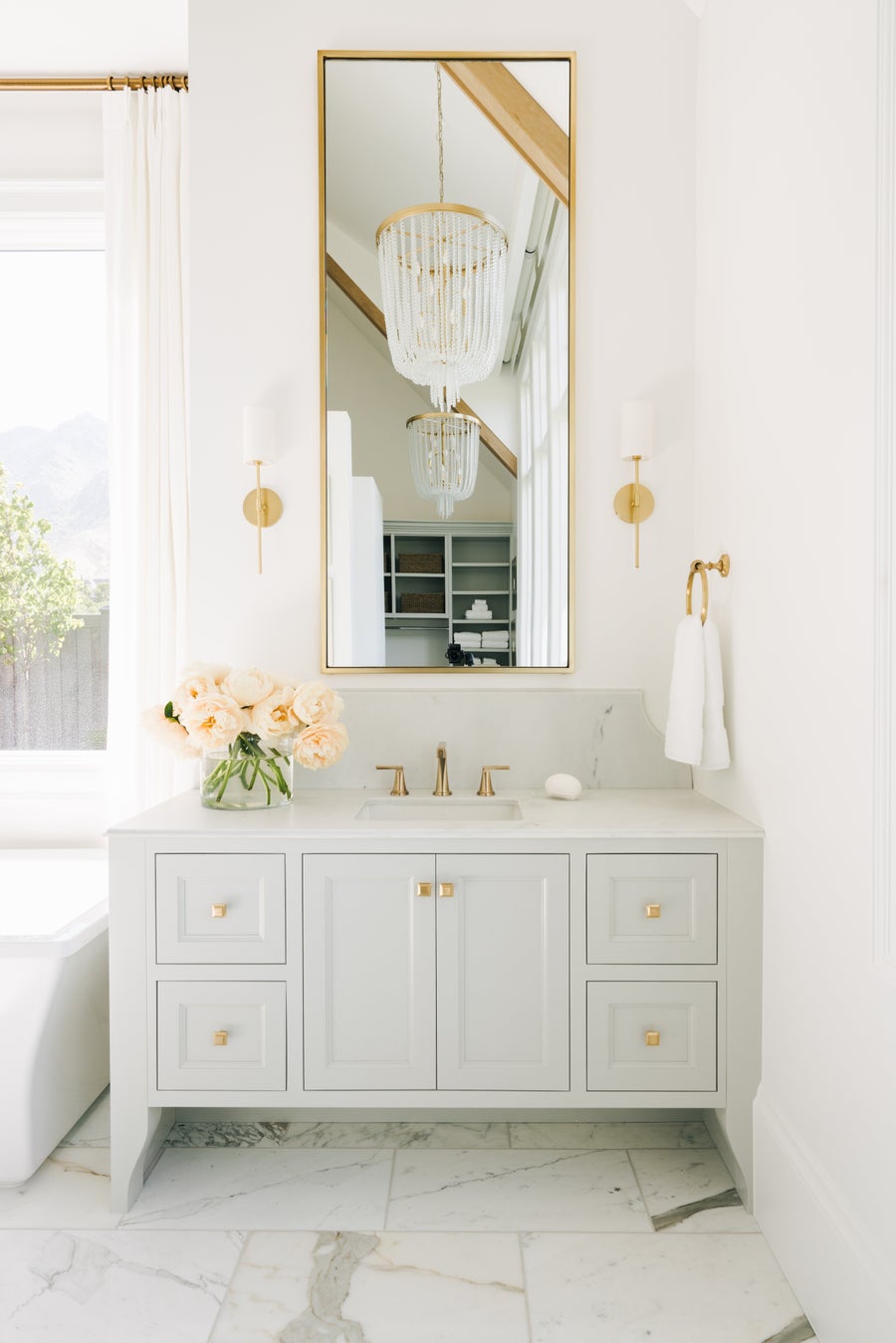 Mitzi Olivia Wall Sconce — H223101-AGB