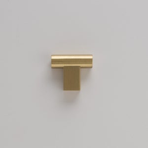 T Pull in Natural Brass thumbnail