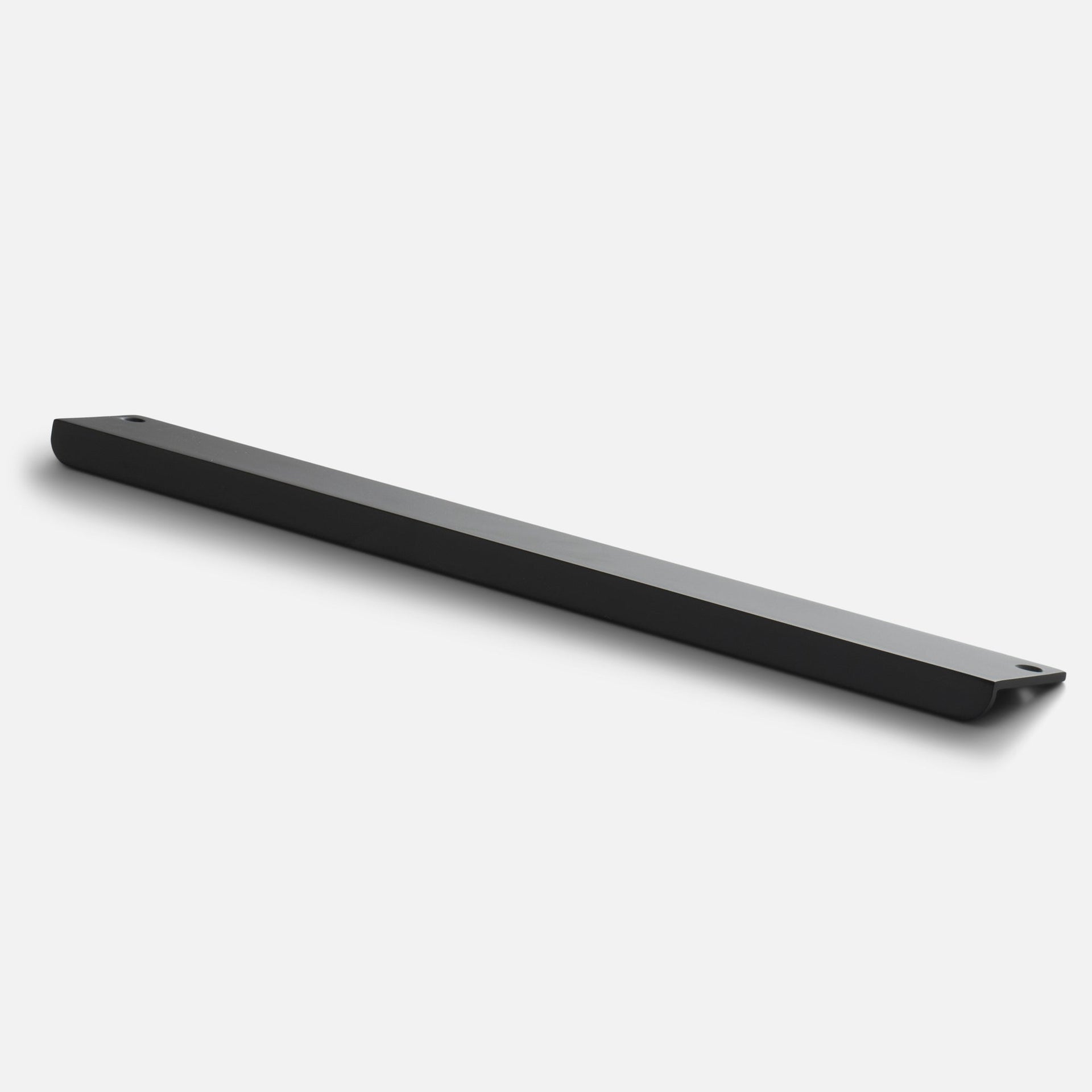 Linn Pull in True Black