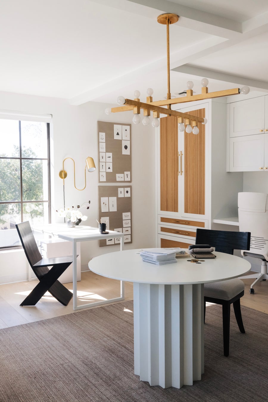 Mitzi Sutter Chandelier — H823914-VGL