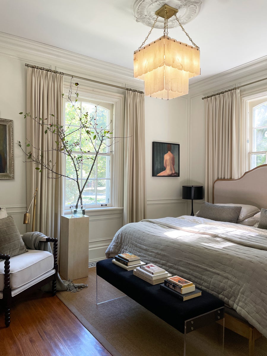 Hudson Valley Lighting MOISSANITE CHANDELIER — Aged Brass