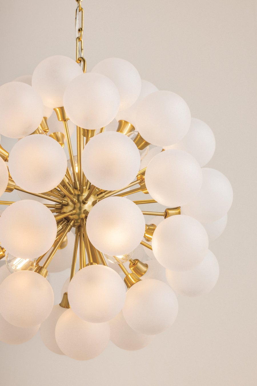Mitzi Antoneta Chandelier — H1087806-AGB