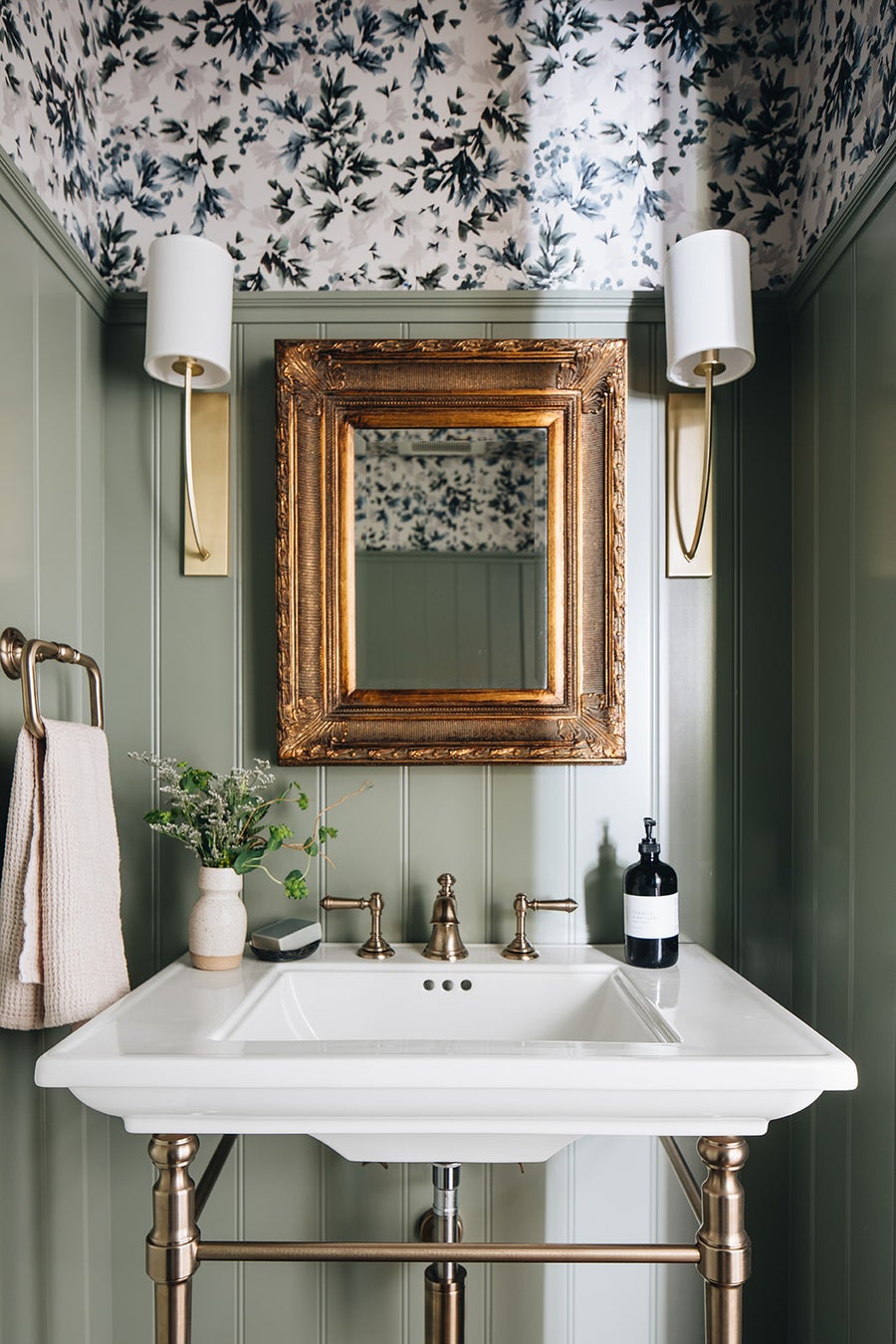 Hudson Valley Lighting Colton Wall Sconce — Aged Brass
