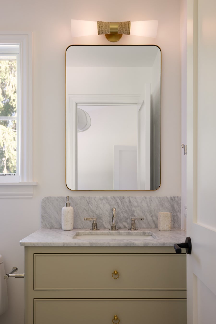 Mitzi Mica Wall Sconce — H709102-AGB
