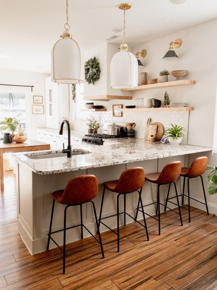Hudson Valley Lighting Eldridge Pendant — Aged Brass