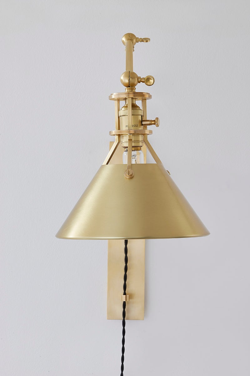 Hudson Valley Lighting METAL NO. 2 Plug-in Sconce — Aged Brass