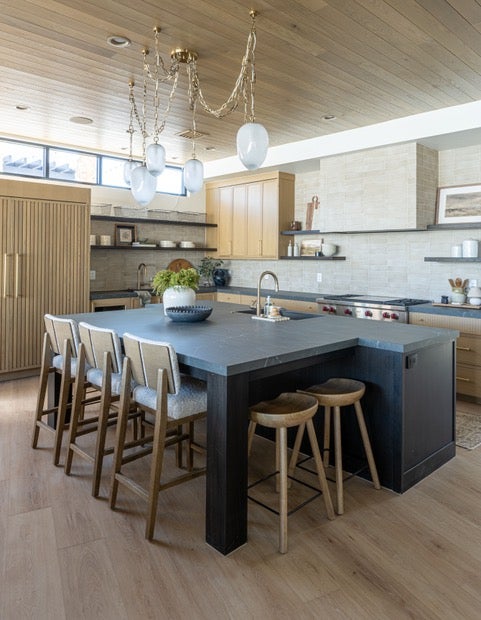 Corbett Lighting DAITH Chandelier — 464-61-VB