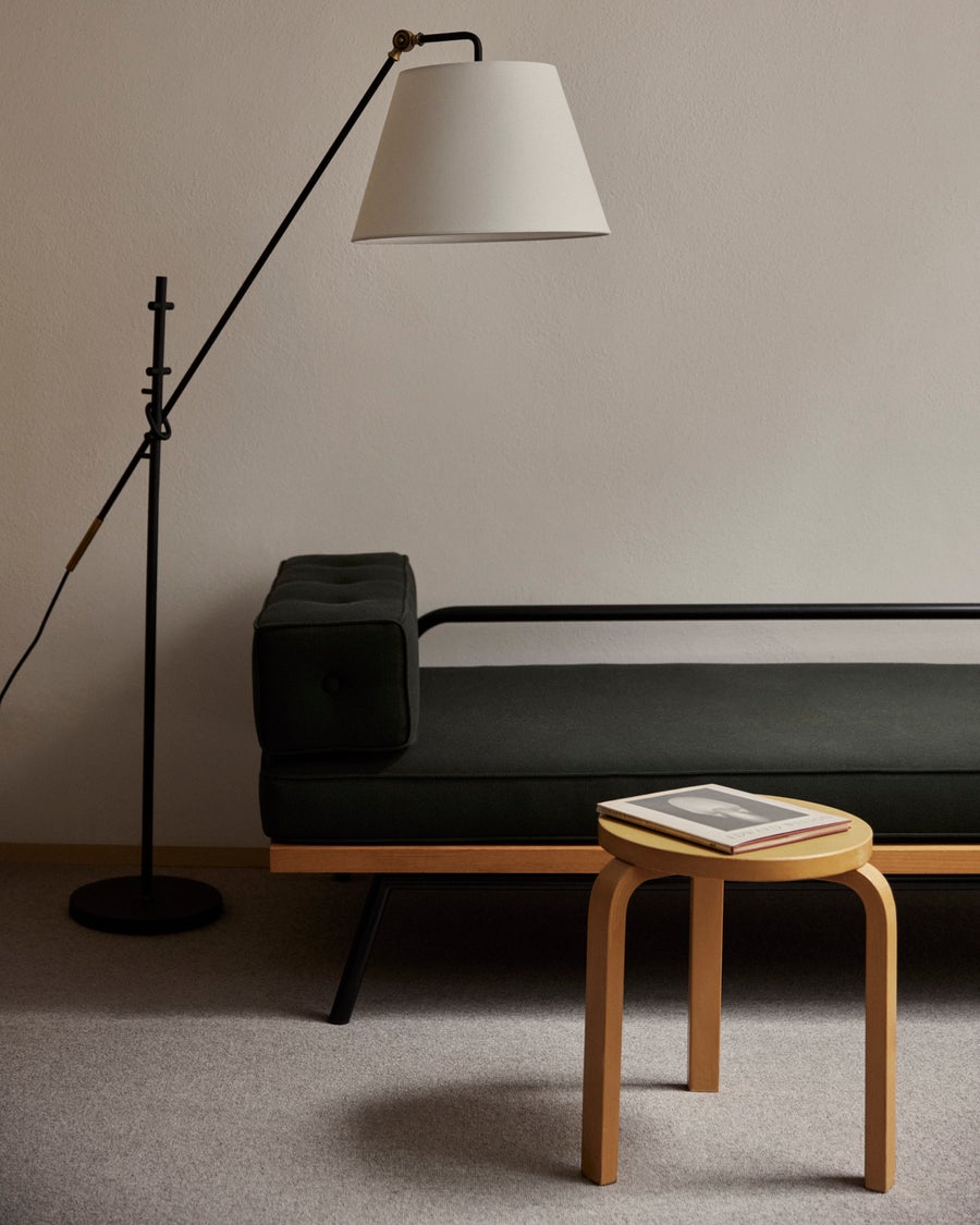 Troy Lighting NAVIN Floor Lamp — PFL2678-PBR/TBK