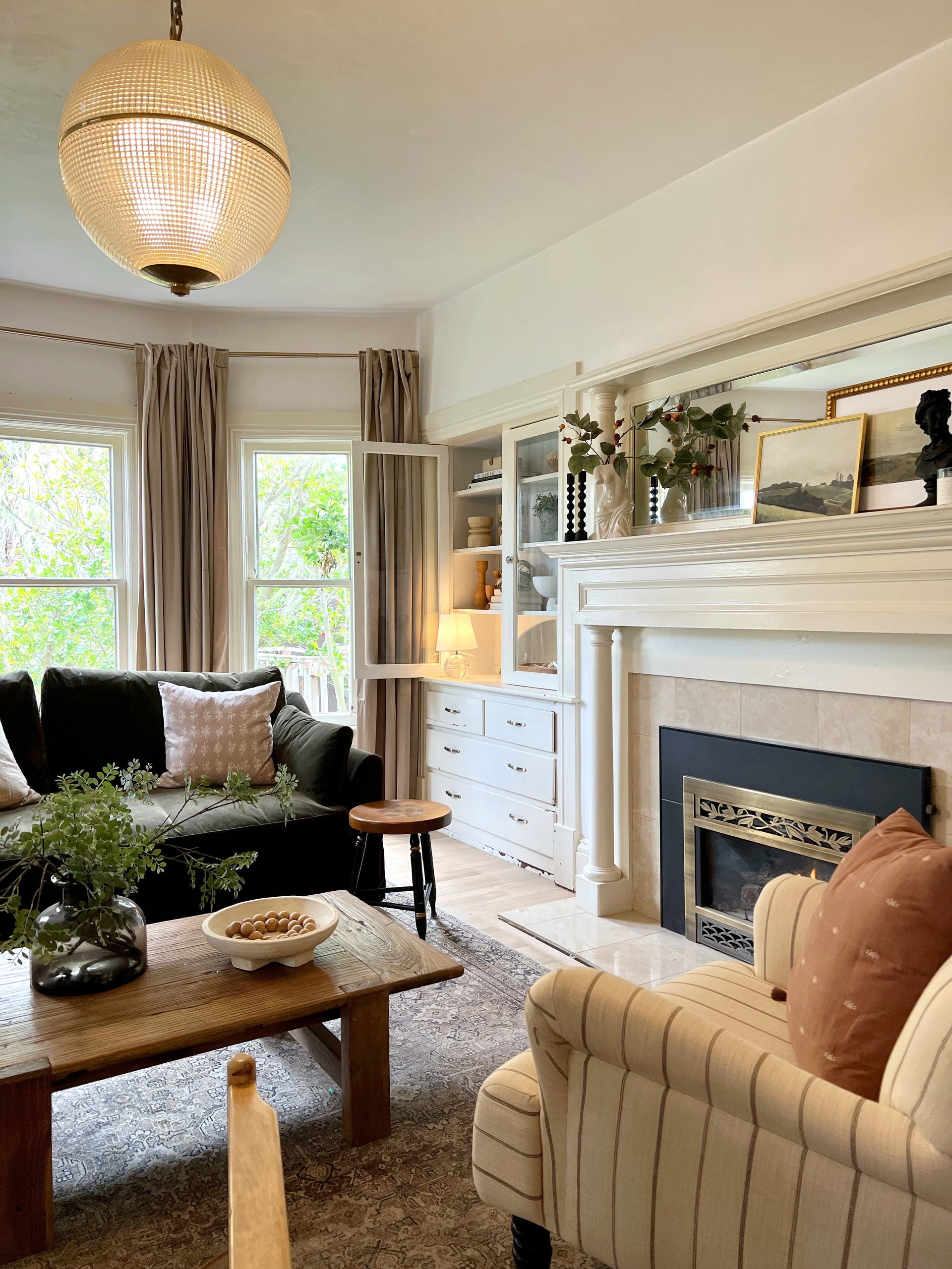 Sphere No. 3 by Hudson Valley Lighting