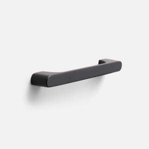 Roland Pull in True Black thumbnail