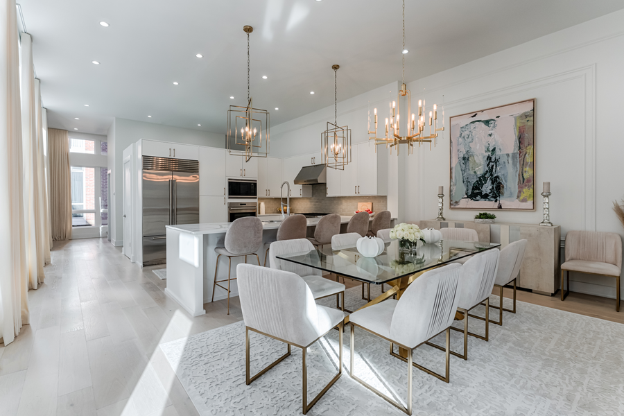 Hudson Valley Lighting Bari Chandelier — Aged Brass