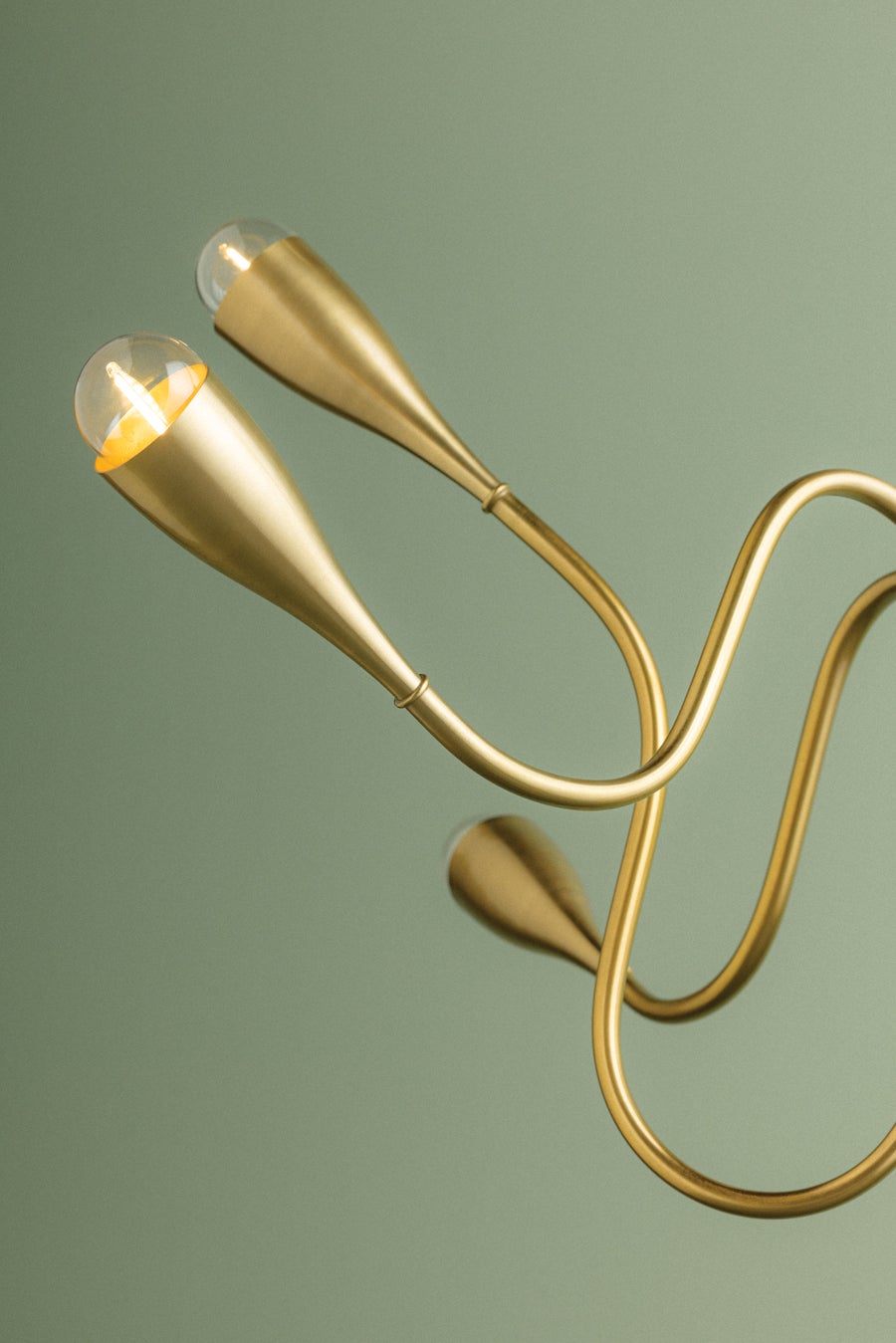 Mitzi Anaise Chandelier — H1108806-AGB