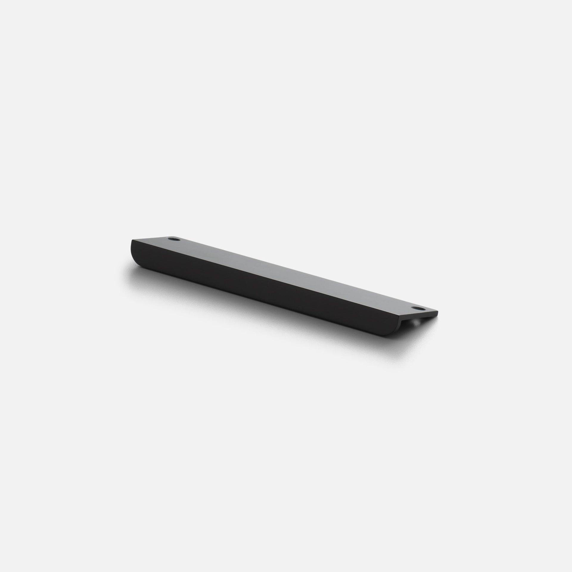 Linn Pull in True Black