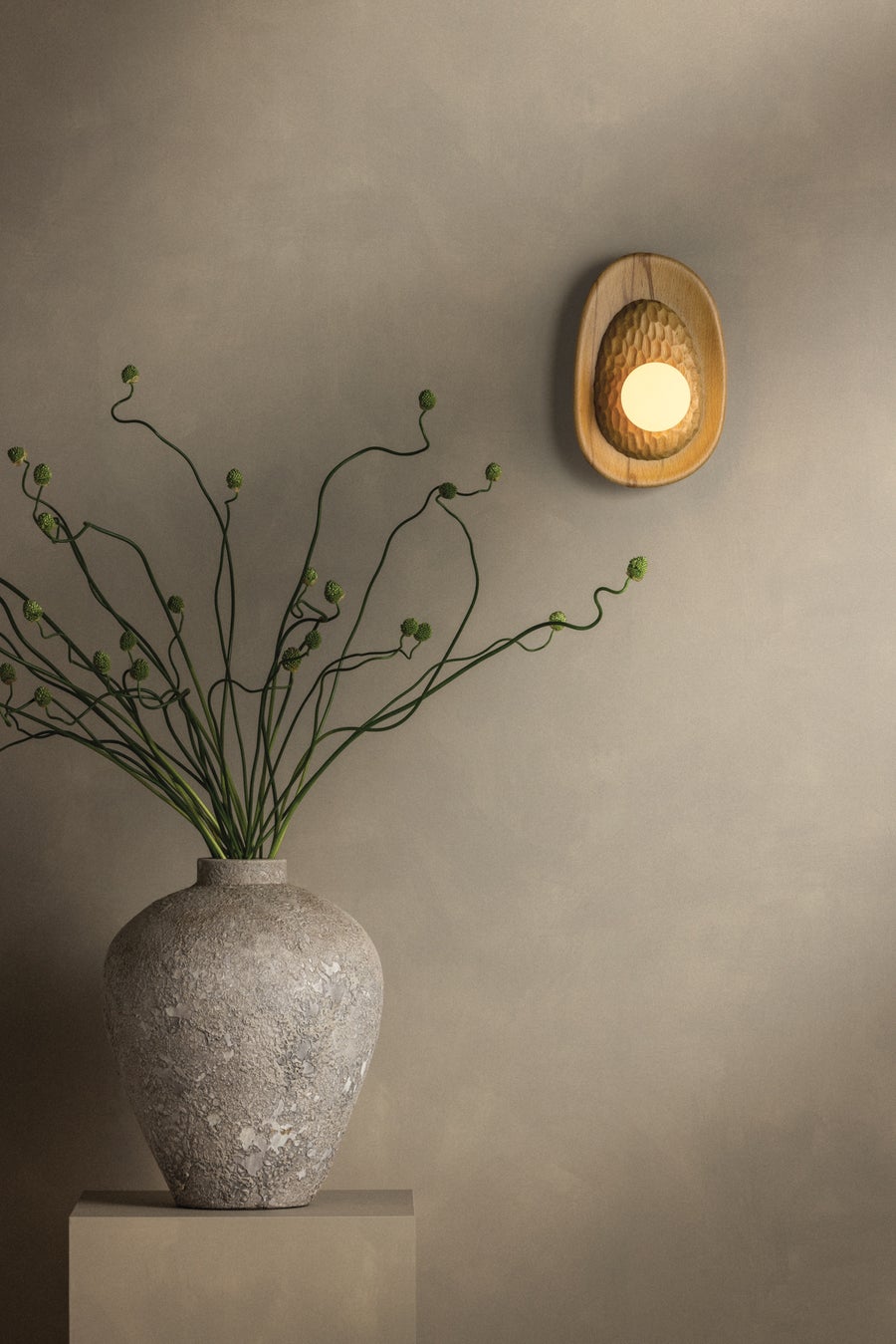 Mitzi Pres Wall Sconce — H1155101-AGB