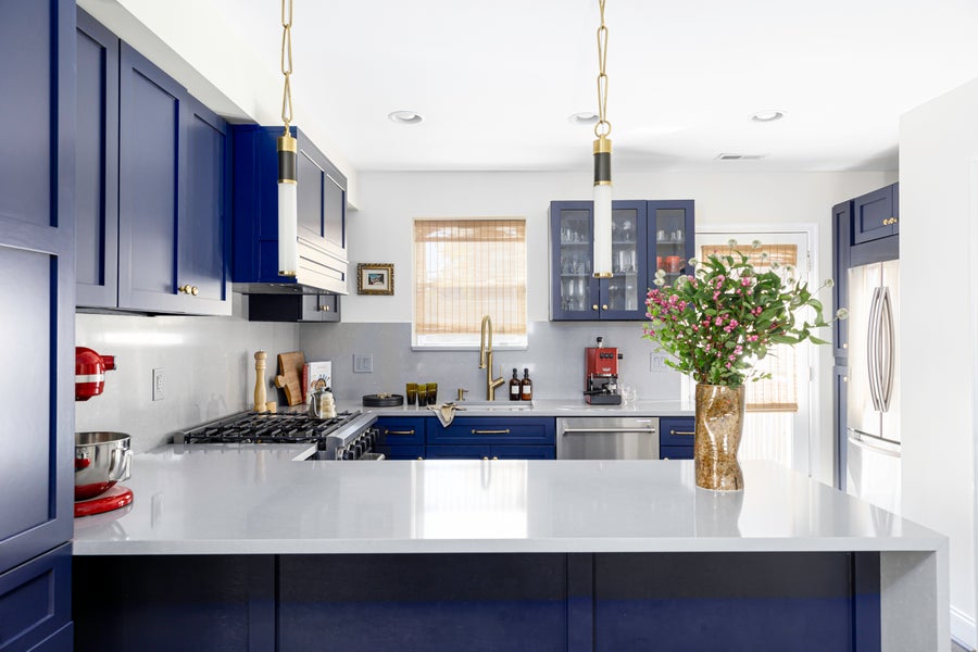 Hudson Valley Lighting Huntington Pendant — 7010-AOB