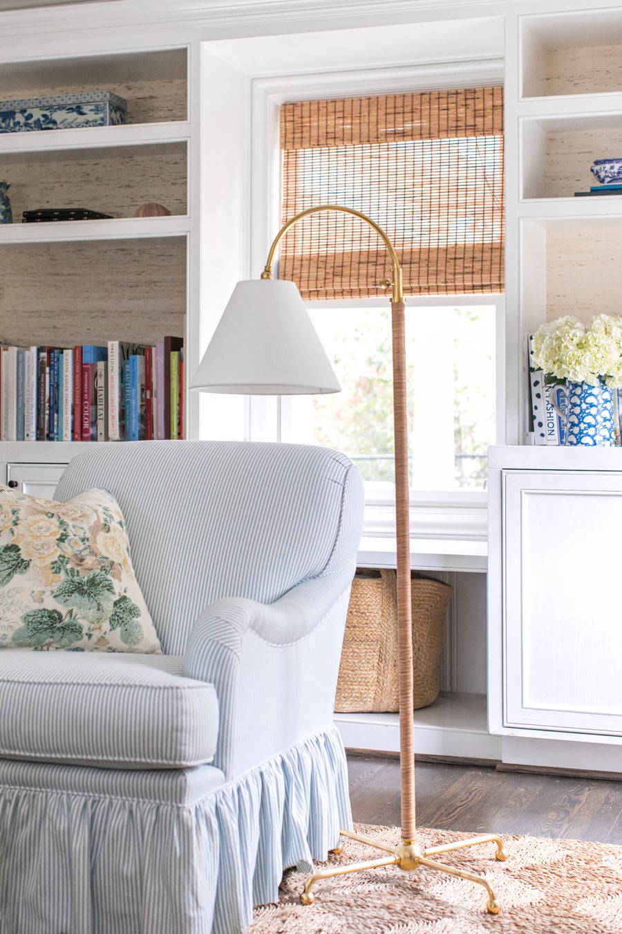 Hudson Valley Lighting Curves No.1 Floor Lamp — Aged Brass