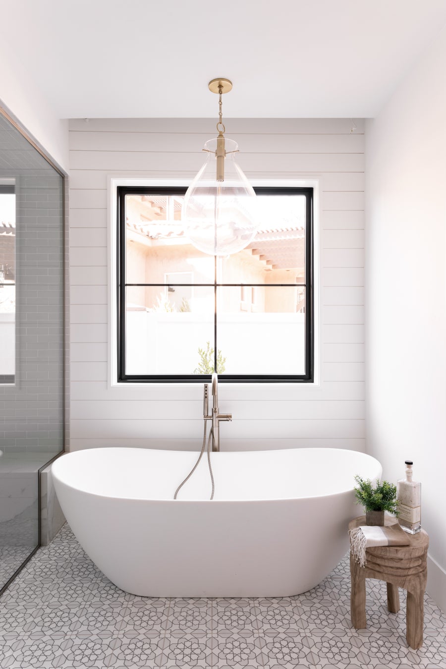 Hudson Valley Lighting Ivy Pendant — Aged Brass