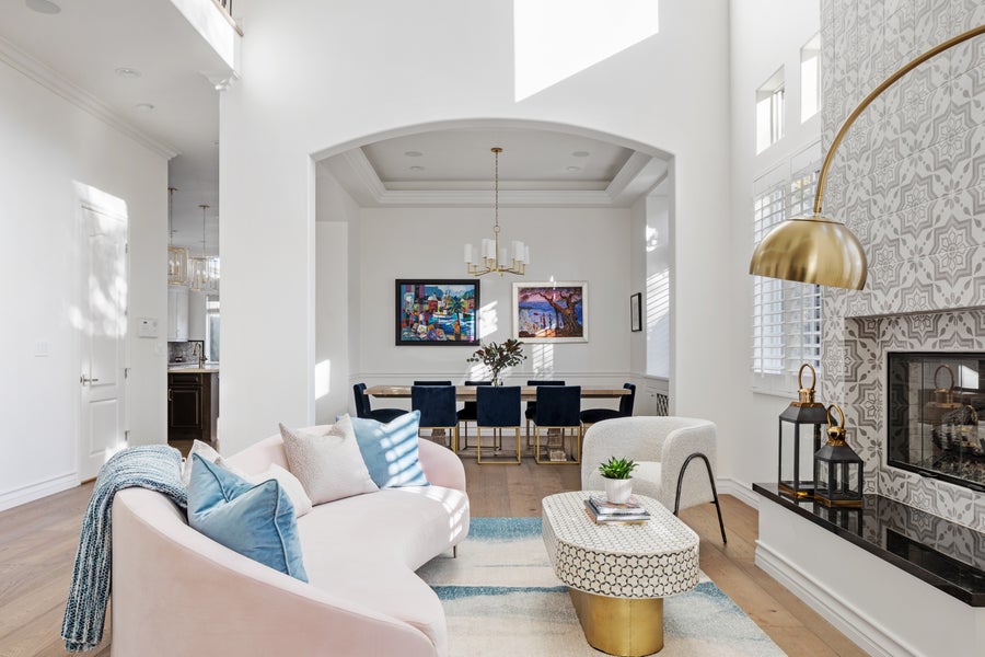 Hudson Valley Lighting Dillon Chandelier — Aged Brass