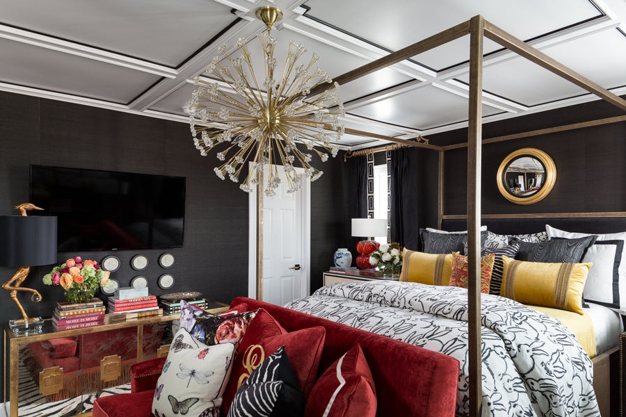 Hudson Valley Lighting Dunkirk Chandelier — Aged Brass