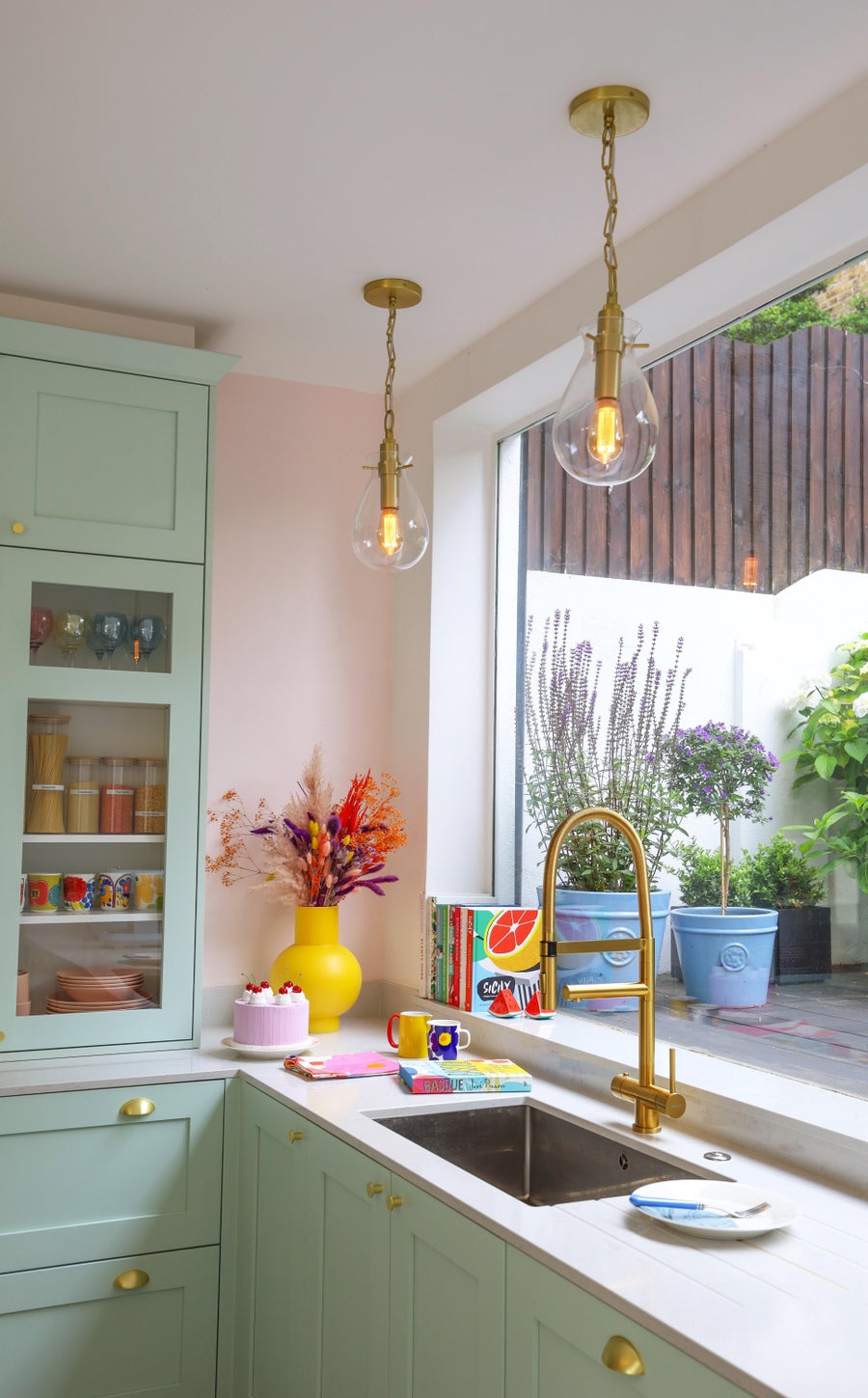 Hudson Valley Lighting Ivy Pendant — Aged Brass