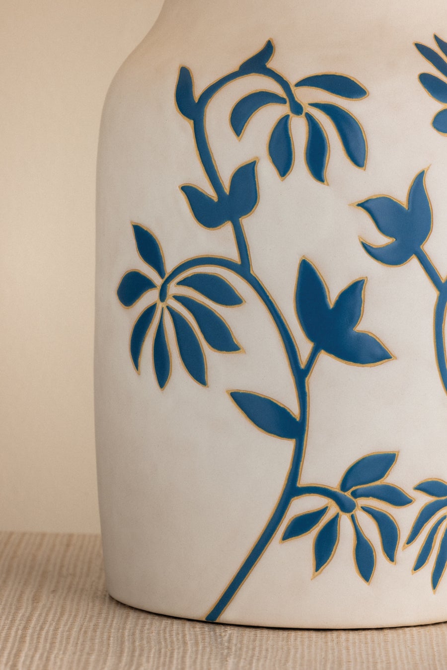 Mitzi Yazmeen Table Lamp — HL1113201-AGB/CWF