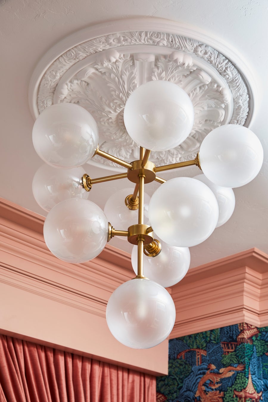 Mitzi Ashleigh Chandelier — H122810-AGB