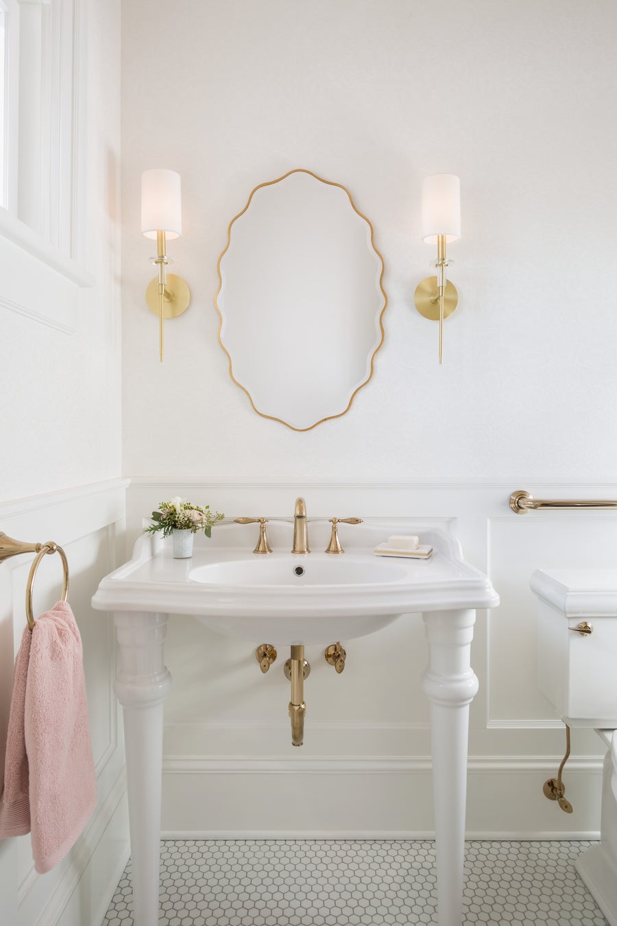 Hudson Valley Lighting Amherst Wall Sconce — Aged Brass
