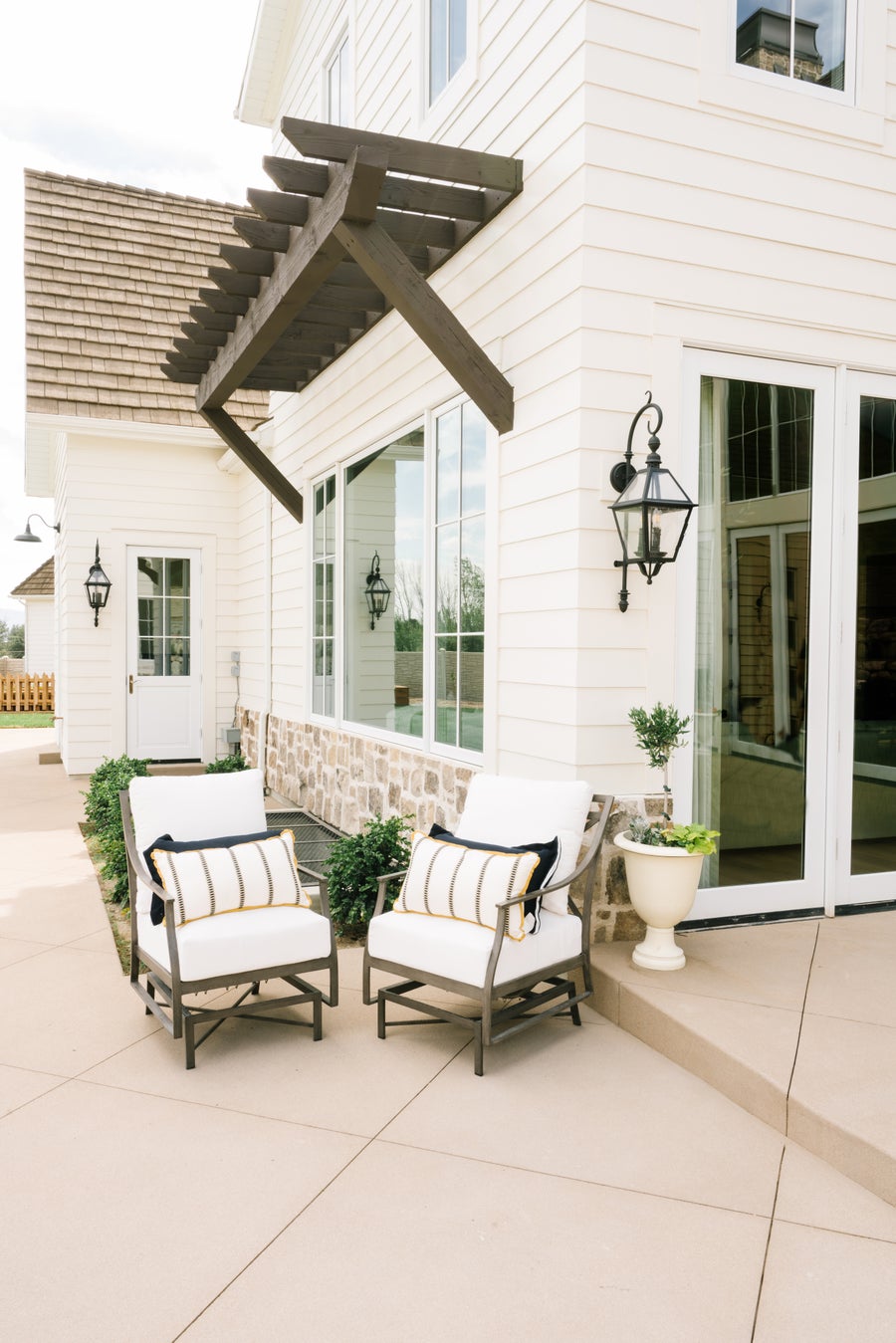 Troy Lighting Townsend Exterior Wall Sconce — B9622-TBK
