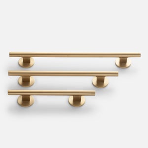 Galley Pull in Natural Brass thumbnail 5