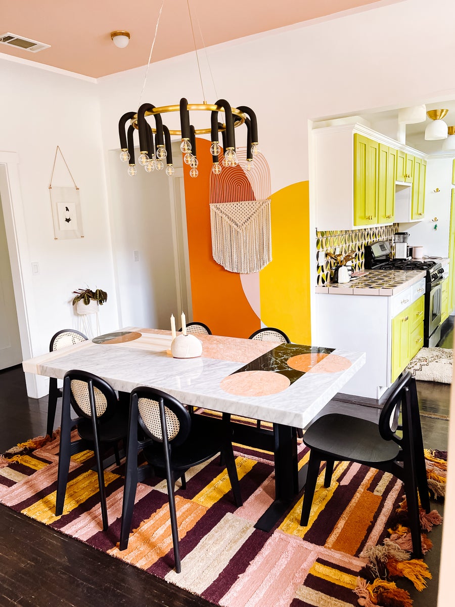Mitzi Whit Chandelier — H382820-AGB/BK