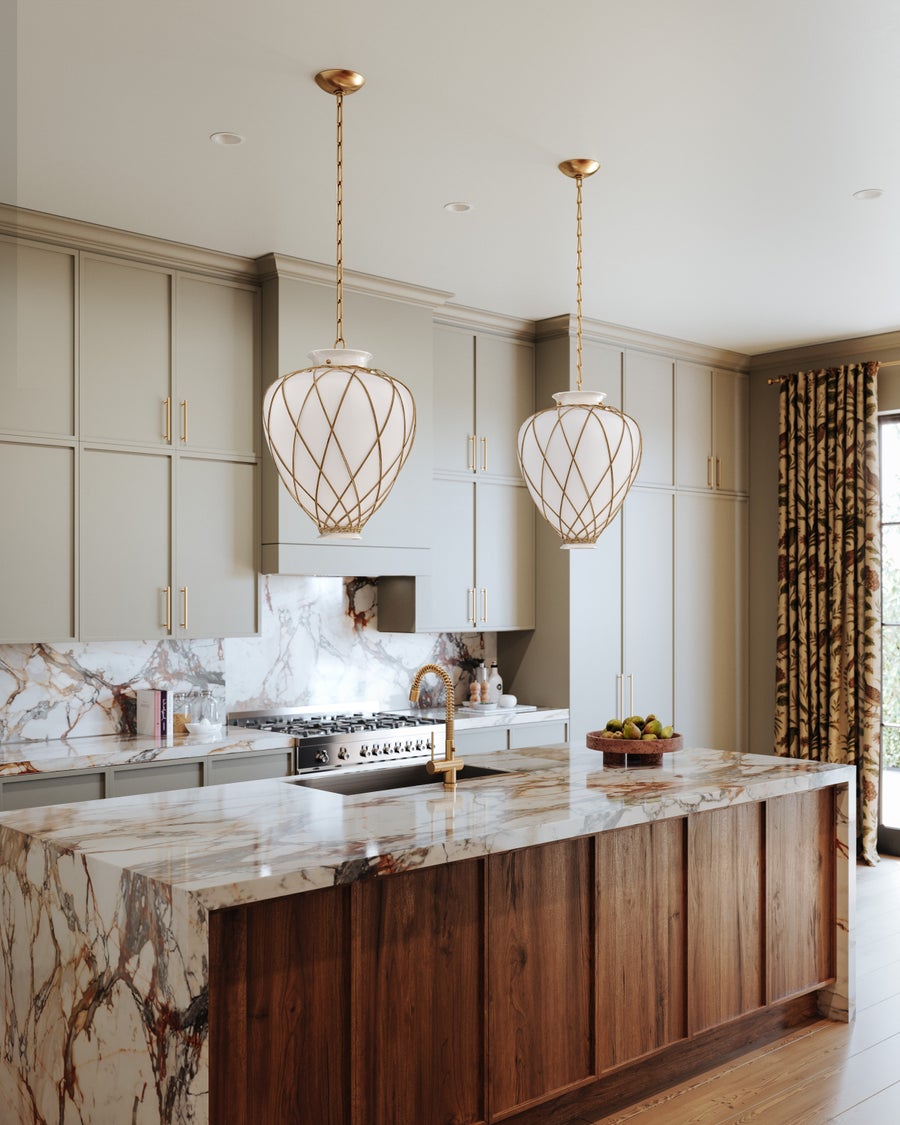 Hudson Valley Lighting Apple Valley Pendant — Aged Brass