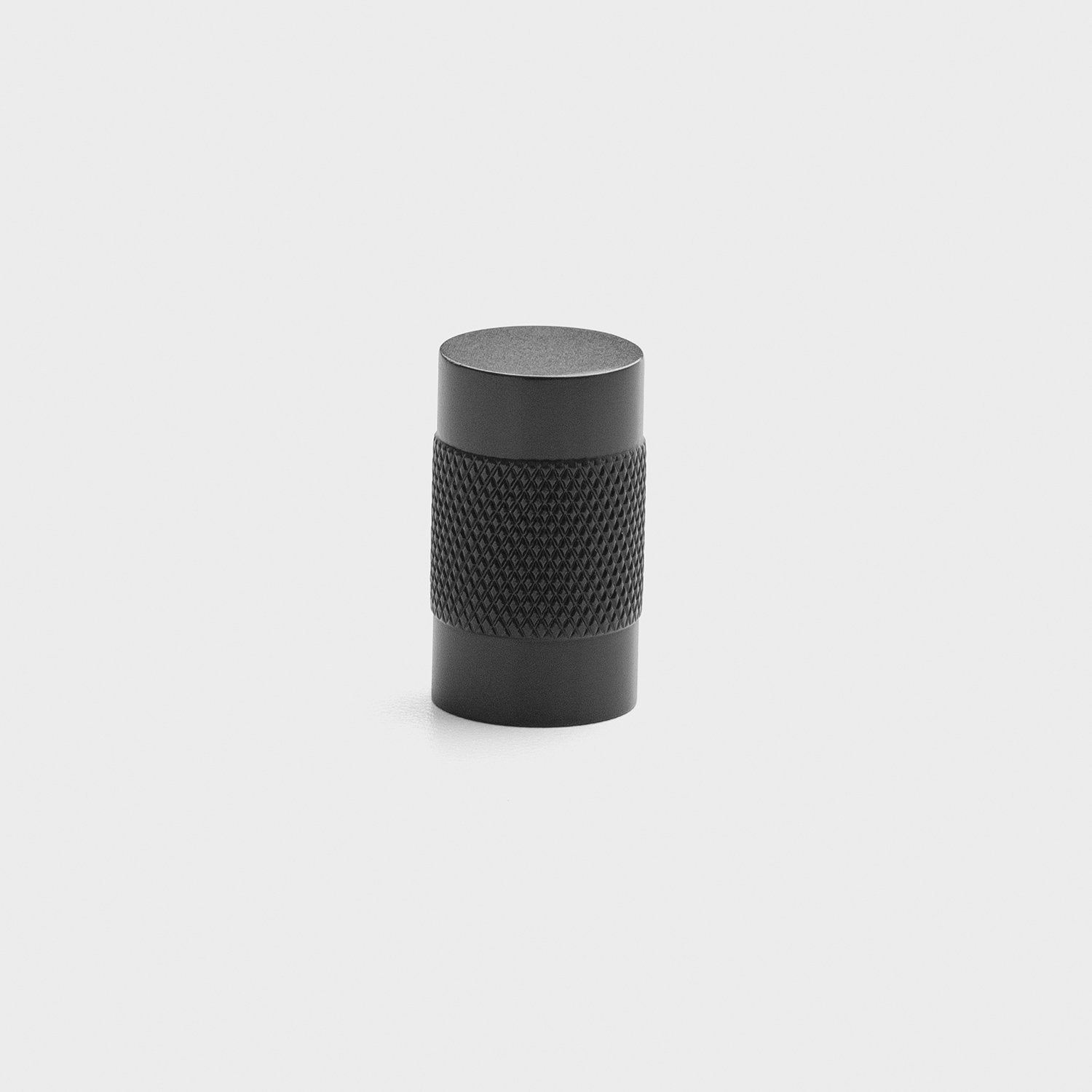 Knurled