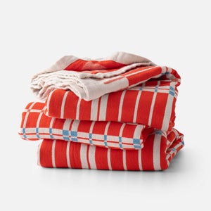Shelburne Coverlet in Red w/ Blue thumbnail