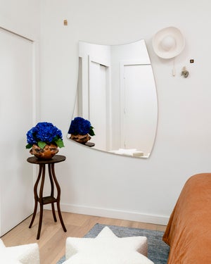 Eny Lee Parker · Sean Davidson