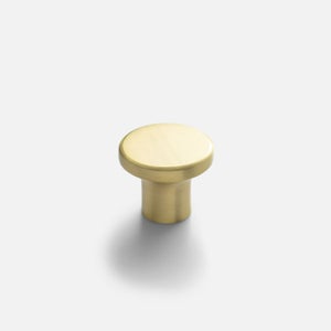 Roland Knob in Natural Brass thumbnail 2