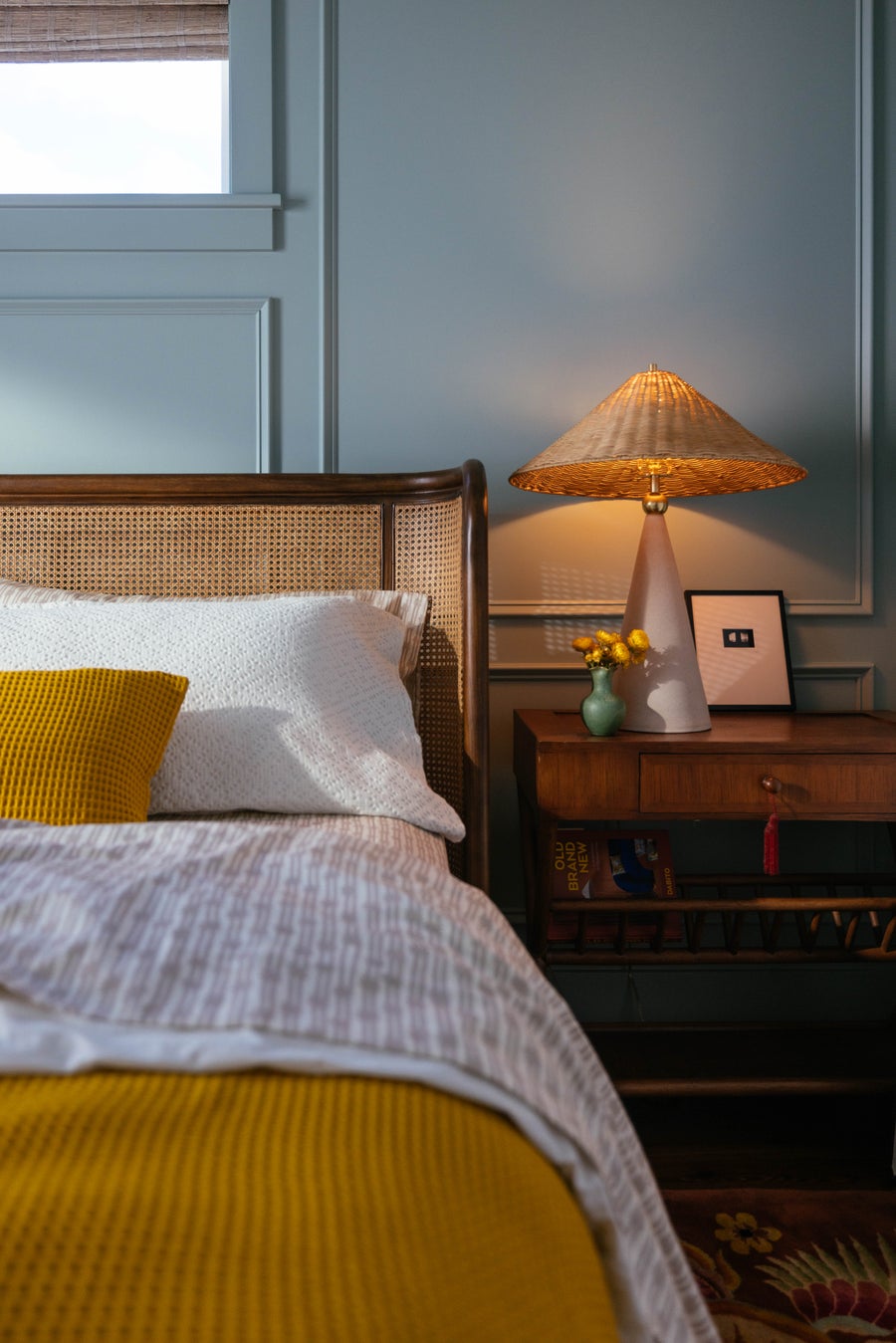 Mitzi Perilla Table Lamp — HL968201-AGB/CDW