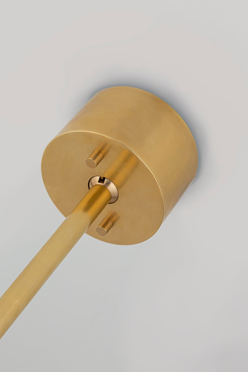 Hudson Valley Lighting Durham Chandelier — Aged Brass