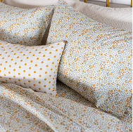 Textiles & Decor